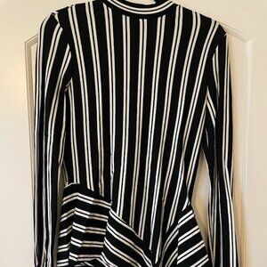 Leith Asymmetrical Hem Top, black and white, size medium